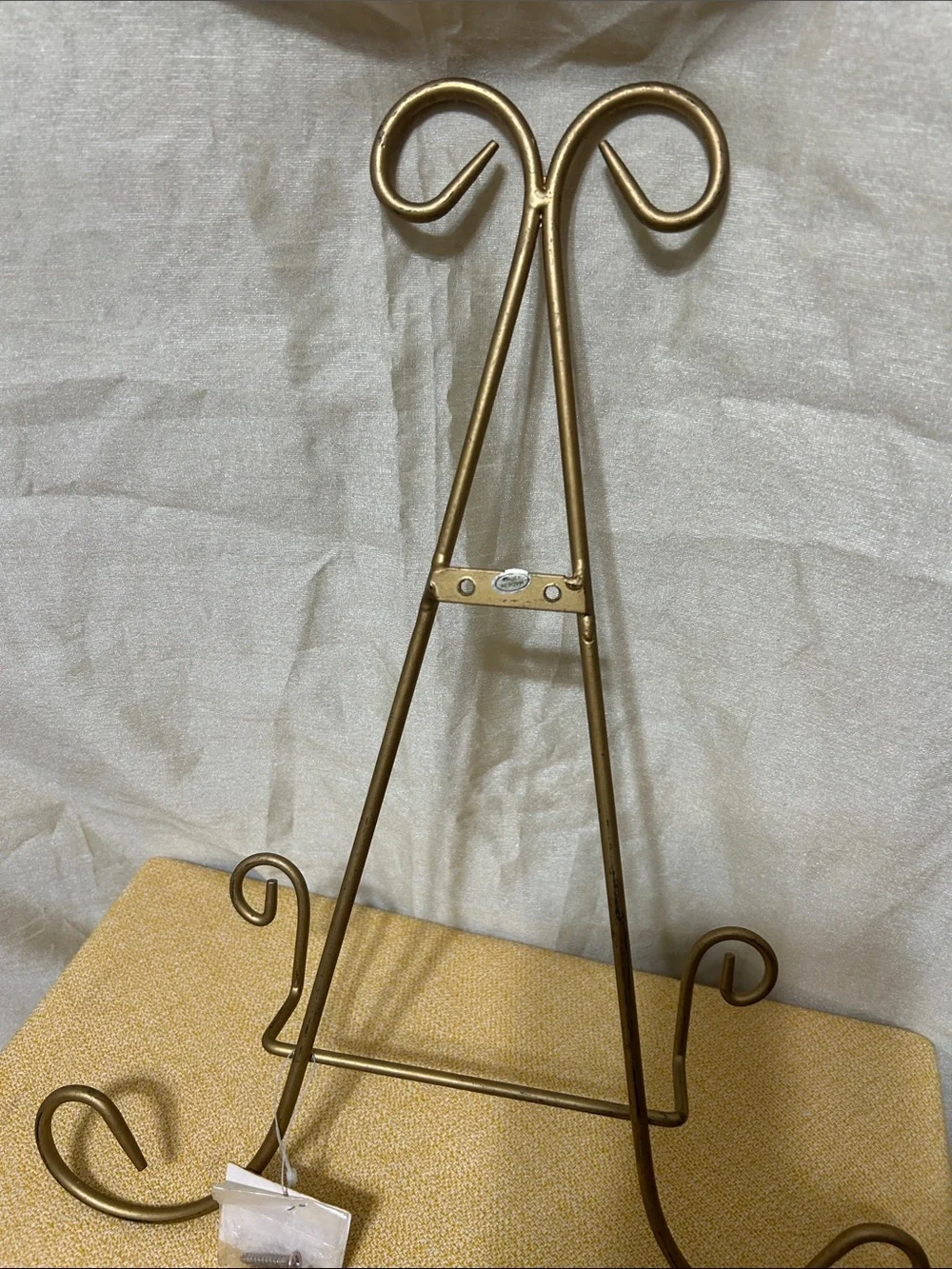 Metal Display Wall Easel Stand in Antique Gold